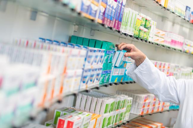 Medikamente in einer Apotheke